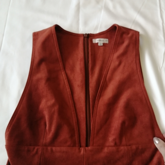 Aritzia Wilfred Montbrun Faux Suede Mini A-Line Dress w Plunging Neck Size 6 - Picture 7 of 16